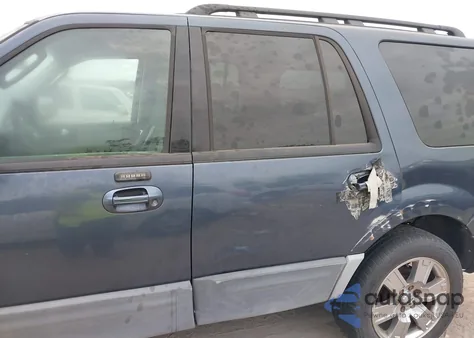 2005 Ford Expedition Xlt from USA, damaged, VIN 1FMPU155X5LA25065